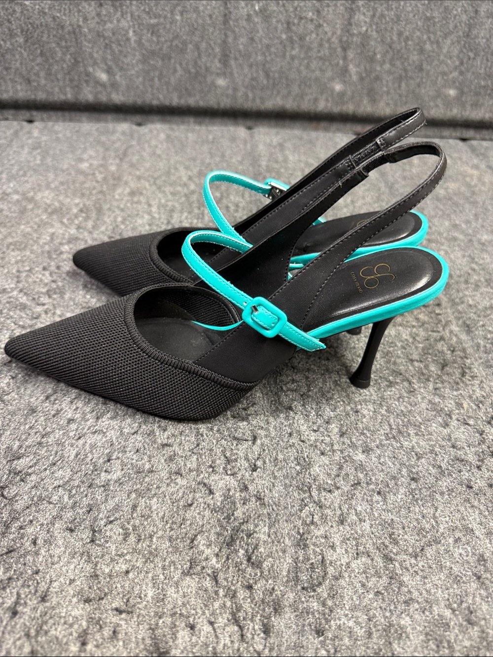 Cozy Island Black Pointed Slingback Heels with Turquoise Strap - Picture 4 of 9
